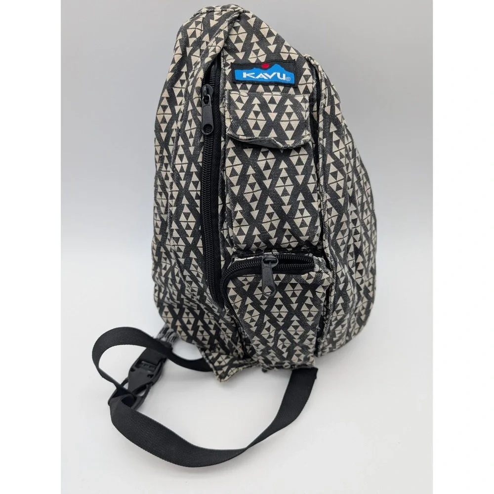KAVU Rope Bag Geometric Triangle Print Canvas Sling Backpack Black Tan